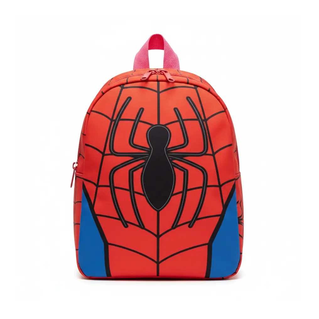 Small kids' bag with character prints