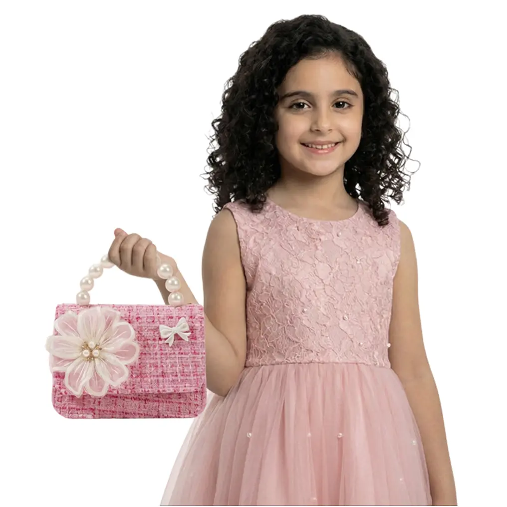 شنطة الأميرات الصغيرات