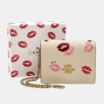Lips are White