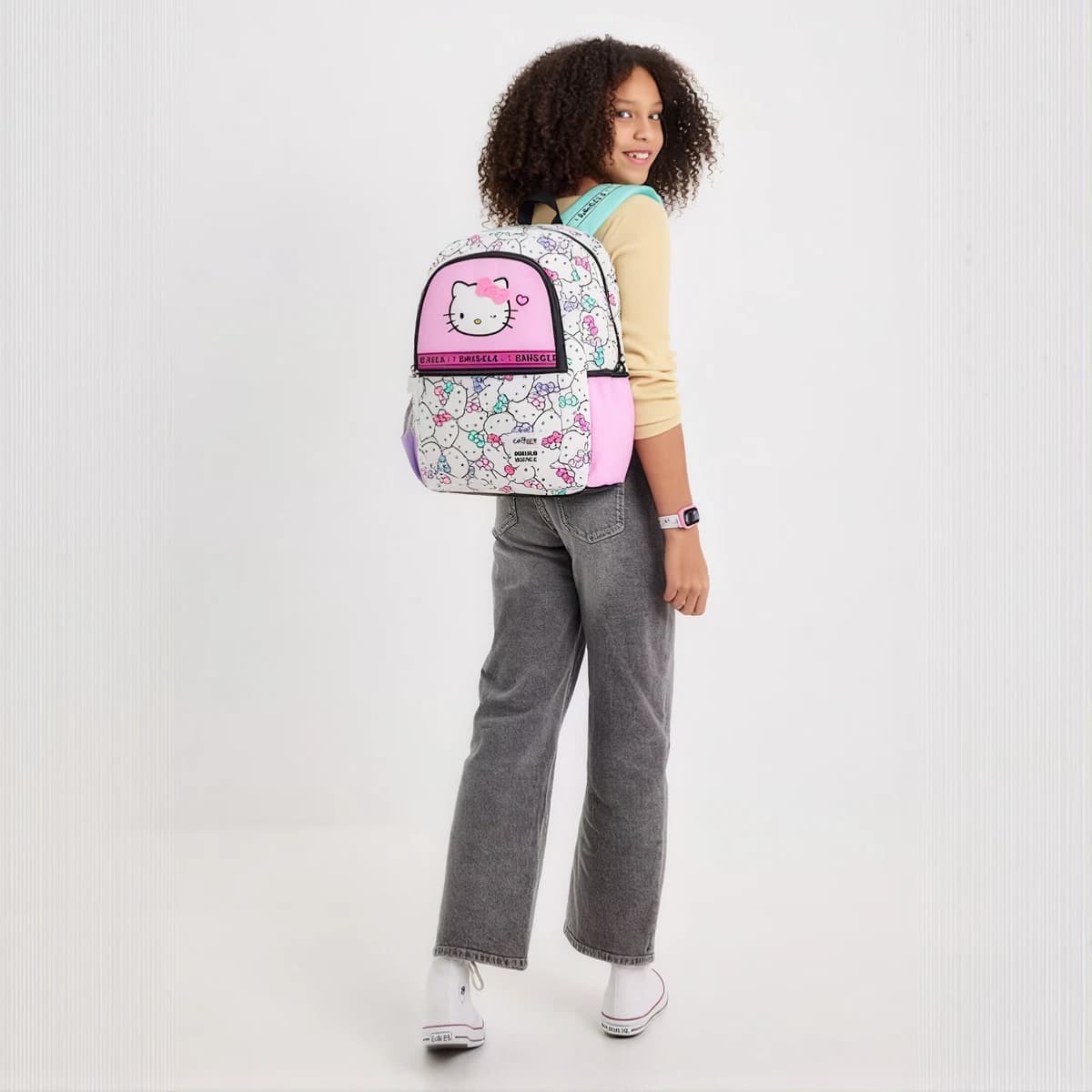 Hello Kitty - 17 Inch